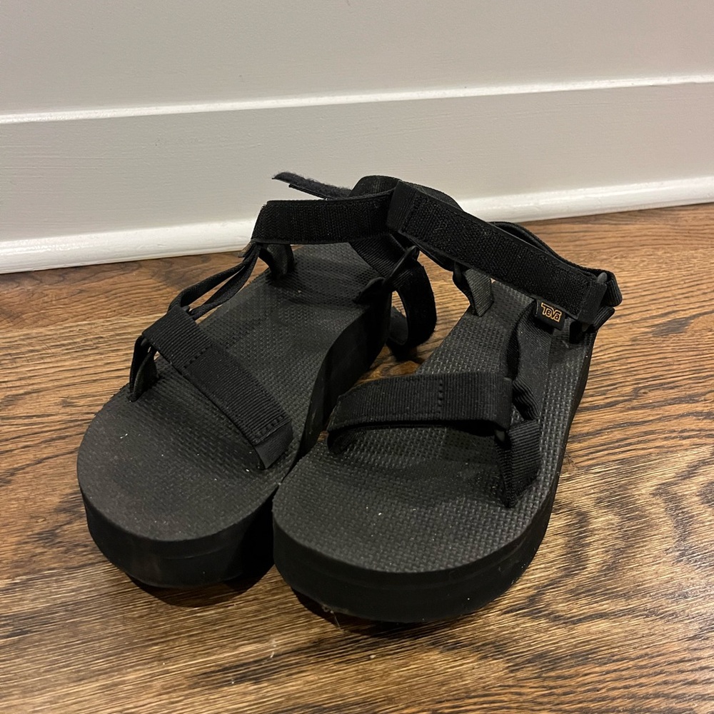 Women’s Black Tevas